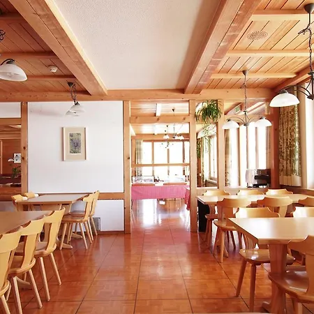 Hotel Sportchalet 3*